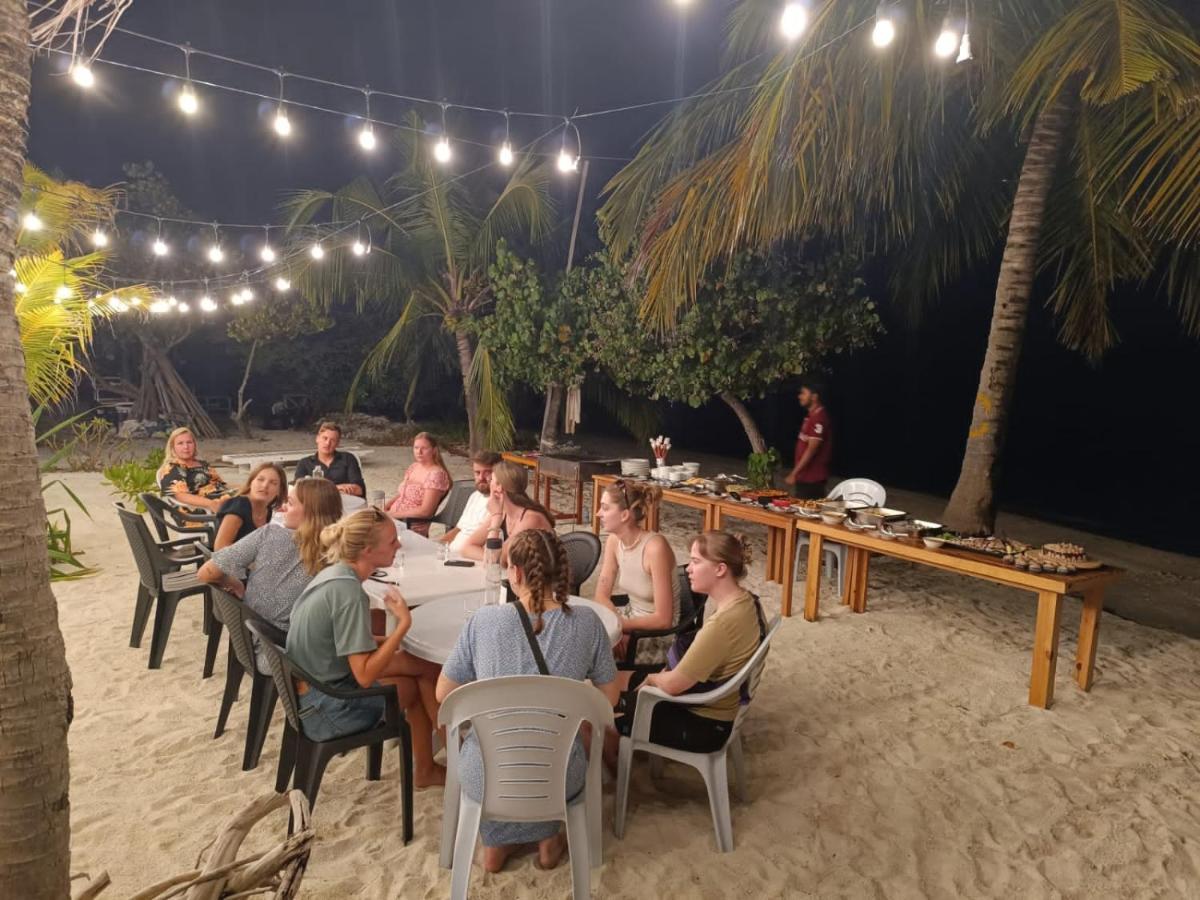 The Sunset Villa Dhiffushi Buitenkant foto