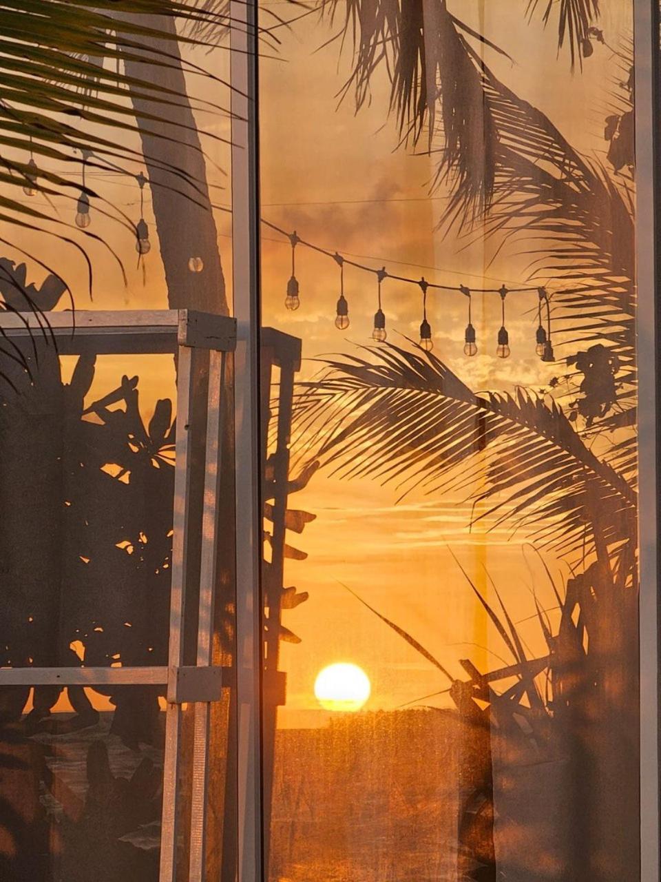 The Sunset Villa Dhiffushi Buitenkant foto