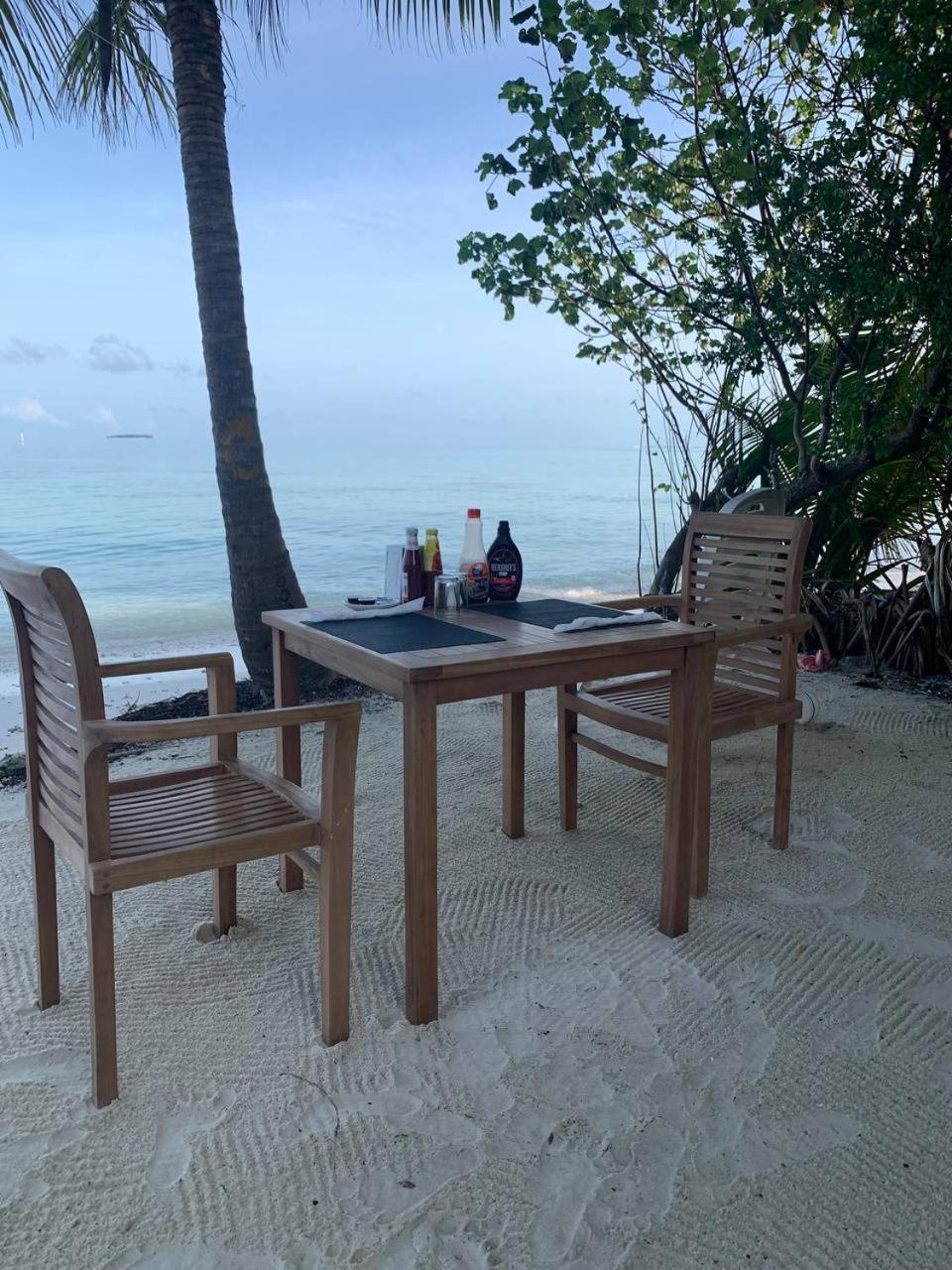 The Sunset Villa Dhiffushi Buitenkant foto